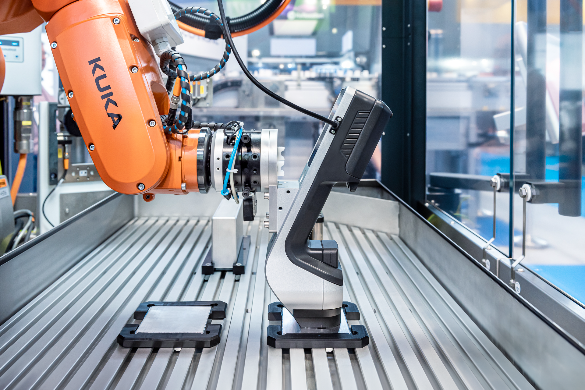 The integration of our Ayríís into a plasma treatment unit by Plasmatreat enables continuous quality control of the wettability of the samples before and after plasma treatment. | © Plasmatreat GmbH The integration of our Ayríís into a plasma treatment unit by Plasmatreat enables continuous quality control of the wettability of the samples before and after plasma treatment. | © Plasmatreat GmbH